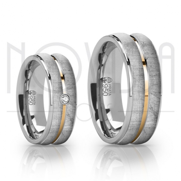 FO5055 - ALIANÇAS DE PRATA 950, COM/SEM SWAROVSKI, ACABAMENTO RISCADO COM OURO 18K